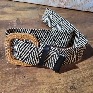 Stylish Black and Tan Women's Stretchy Woven Pattern Belt